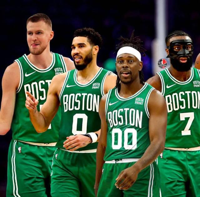 开云集团-军备竞赛愈演愈烈！新赛季东部成绿军雄鹿二人转？