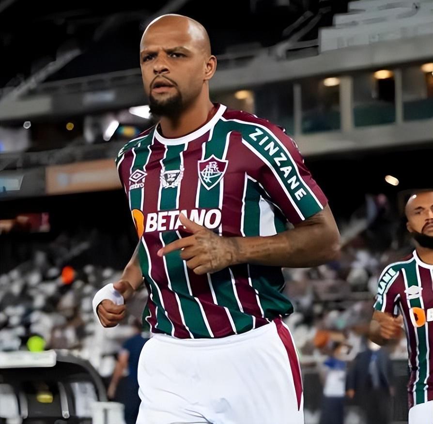 kaiyun-中国足坛2026年迎来首位大牌巨星！曾是巴西队主力，已官宣确认